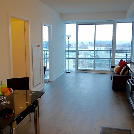 Shops At Don Mills Furnished Apartments Toronto Luaran gambar